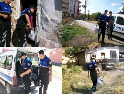 Toplum Destekli Polis Fakirlere Yardım Paketi Götürüyor