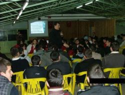 Emniyet Amirinden Velilere: Uyuşturucuya Dikkat, Testi Kırılmadan Çocuklarınıza Sahip Çıkın!
