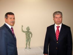 Helenistik Döneme Ait Zeus’un Oğlunun Heykeli Bulundu