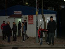 Kocaeli'de Deprem: 10 Kişi Hastaneye Kaldırıldı!