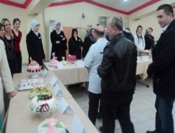 Yaş Pasta Şölenine Veliler Büyük İlgi Gösterdi