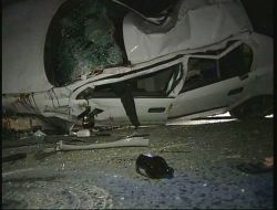 Ters Yoldan Gelen Araç Takla Attı: 2 Yaralı