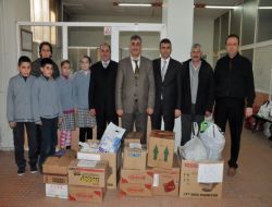 Öğrencilerin Topladığı İlaçlar Belediyeye Teslim Edildi