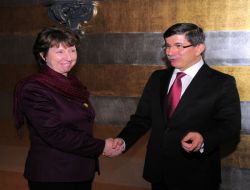 Davutoğlu, P5+1 Ülkeleri İle İran Heyetine Yemek Verdi!