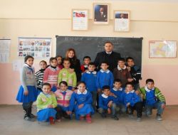 Bitlis Belediye Başkanı Alaydın, Öğrencileri Okumaya Teşvik Ediyor