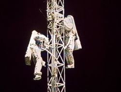 İki Rus Astronot 5,5 Saatlik Uzay Yürüyüşünü Başarı İle Tamamladı