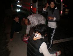 Japon Turistleri Taşıyan Taksi Kamyonete Çarptı: 3 Yaralı!