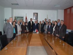 Zihni Aldırmaz Siyasi Parti Temsilcilerini Kabul Etti