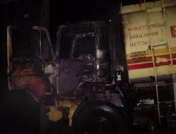 Duvara Çarpan Tanker Alev Alarak Yandı