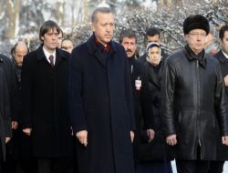 Başbakan Ukrayna'da