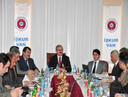 Vali Karaloğlu: En Önemli Sorun İşsizliktir