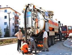 Bolu'da Kanalizasyonlar Temizleniyor