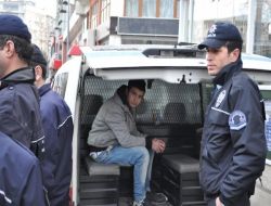 Yan Bakma Kavgası Kanlı Bitti: 1 Yaralı