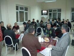 Soğukta Çalışan Polisler İçin Sıcak Çorba Servisi