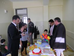 Stso Otistik Sınıfını Donattı