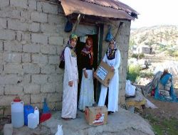 Bahar Derneği 80 Fakir Aileye Gıda Ve Giyim Yardımında Bulundu