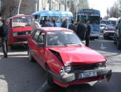 Kırgızistan’da Trafik Kazaları 985 Can Aldı