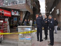 Hırsızlık Zanlısını Apartman Sakinleri Yakaladı