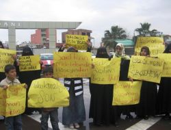 Osmaniye’de Düzenlenen Operasyonlar Protesto Edildi