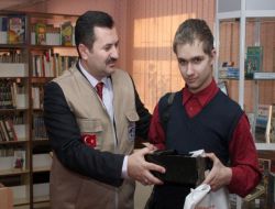 Kimse Yok Mu Derneği'nden Rusya'daki Yetim Çocuklara Yardım