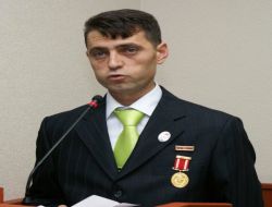 "şehit Ve Gazilerin Adını Kullanarak İnsanların Duygularıyla Oynuyorlar"