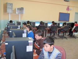 F Klavyenin Fatihleri Rekora Koşuyor