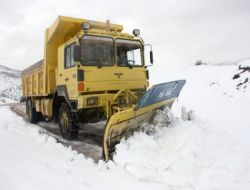 Tunceli'de 141 Köy Yolu Ulaşıma Kapandı