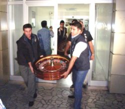 Şişli'de Kumar Baskını