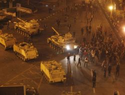 Mısır’da ‘devrim’ İçin Kırılma Günü… Daha Fazla Kan Akmasından Korkuluyor (analiz)