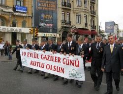 Gazileri Anma Günü, Cumhuriyet Anıtı'ndaki Törenle Kutlandı