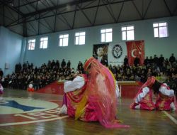 Öğrenciler Hazırladıkları Gösterilerini Sunarak Yarıyıl Tatiline Girdi