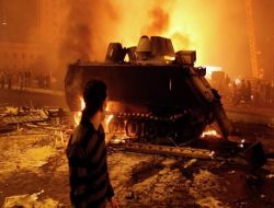 30 Bin Rus Turist Mısır'ı Terk Etmek İstemiyor!!