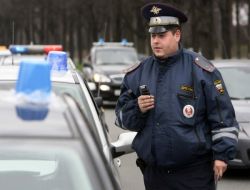 Rusya'da Polisin Torpilli Araç Sürücüleriyle İlginç Mücadelesi