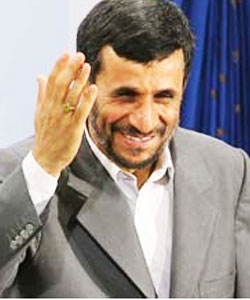 Ahmedinejad Otele Alınmadı!