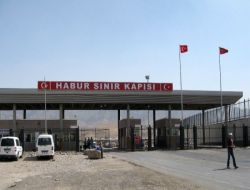 Habur Sınır Kapısı'nı incelediler
