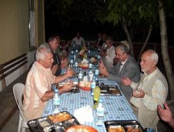 Alevi Ve Sunni Vatandaşlar İftar Yemeğinde Bir Araya Geldi