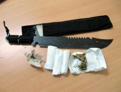 Uyuşturucu Satıcısı  Tutuklandı