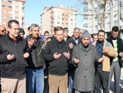 92 Kişinin Hayatını Kaybettiği Zümrüt Faciası 7. Yılında Da Unutulmadı