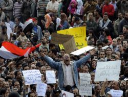 Kahire'de Protesto