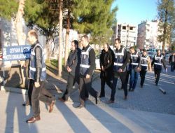 Ceyhan'da Tefecilik Yaptıkları İddia Edilen 7 Kişi Yakalandı