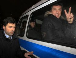 'Putin’in Zenginleri' Suçlamasına Mahkemeden 200 Bin Ruble Tazminat Cezası