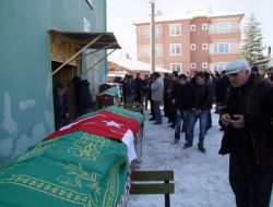 Sobadan Zehirlenen Aile Toprağa Verildi