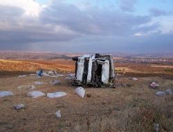 Şarkışla'da Trafik Kazası: 1 Ölü 2 Yaralı
