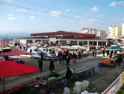 Yapımı Tamamlanan Aşiyan Pazar Yeri Hizmete Açıldı