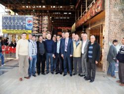 Esnaf Anlaşmaya Vardı, Döner Tek Fiyattan Satılacak