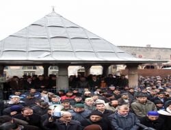 Diyarbakırlılar Mısır Halkı İçin Dua Etti