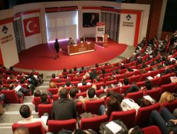 Yıldırım Akbulut: "Genelkurmay Başkanı, Başbakan’a Sorumlu Olduğunu Öğrendi"