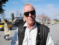Alman Polis Şefi, Yakasından Atatürk Rozetini 20 Yıldır Çıkartmıyor