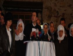 Cumartesi Anneleri, Başbakan'dan Komisyon İstedi