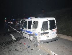 Duran Polis Otosuna Arkadan Çarptı!